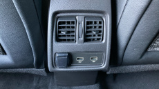 Renault Captur 1.3 TCE 140 SE Edition 5dr Petrol Hatchback